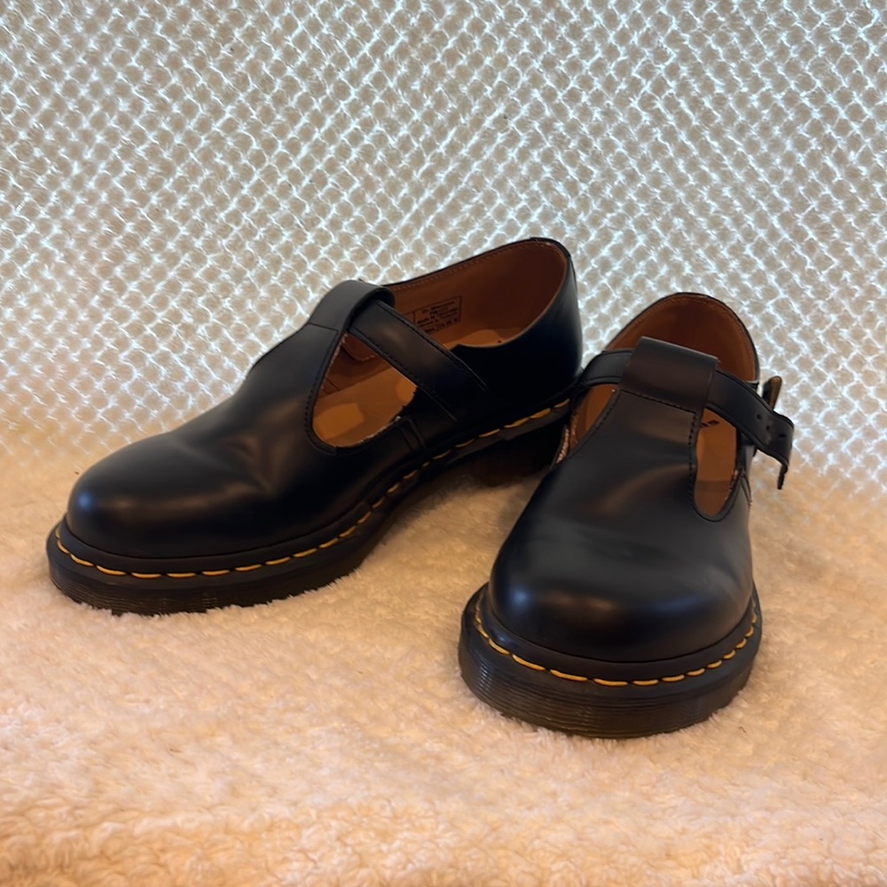 Mary Jane Dr. AirWair Martens